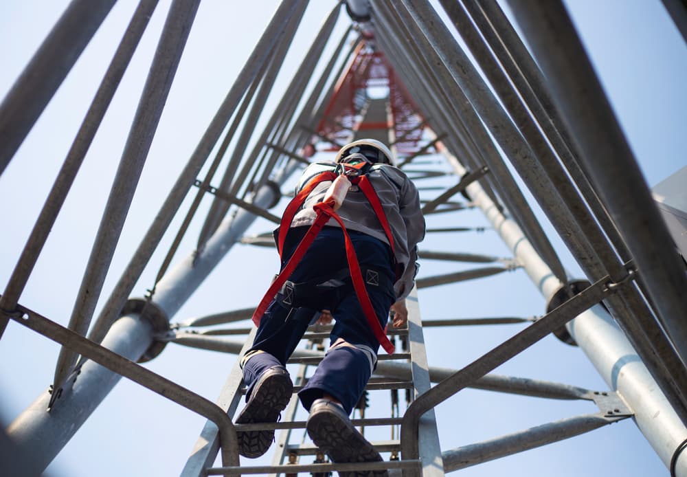 https://d300zch48kanqv.cloudfront.net/original_images/5G_network_mast.jpg